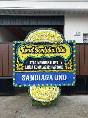 Papan Bunga Duka di Mamajang Luar